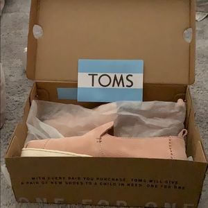 NWT Pink Toms loafers